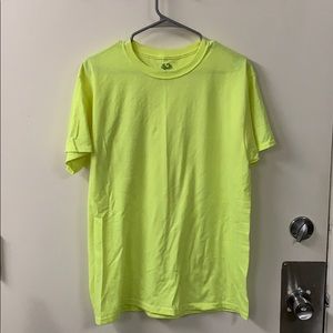 🤩 Neon Yellow Fruit of the Loom T-Shirt